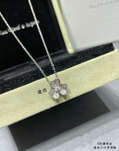 VCA Necklace