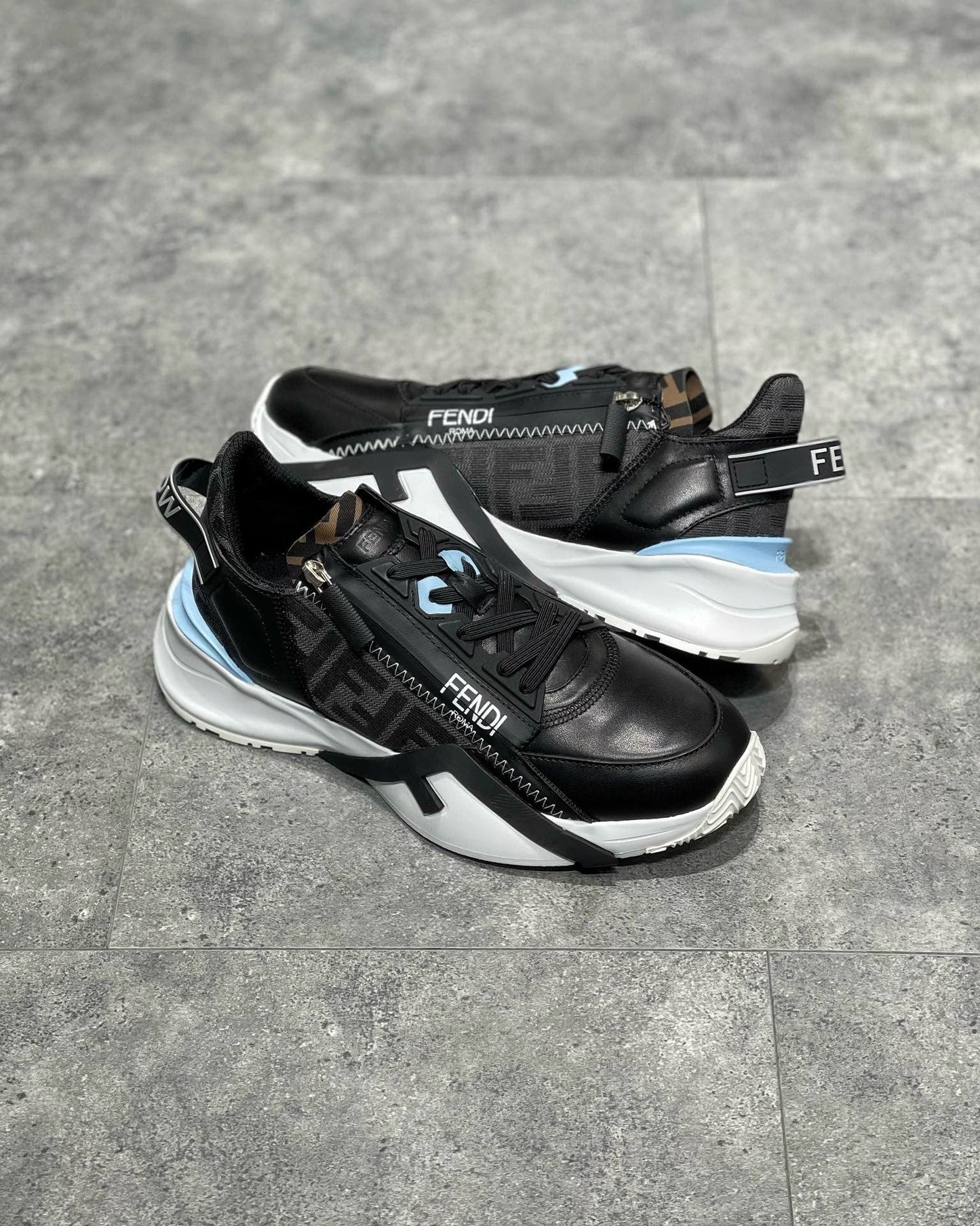 FEN Sneakers