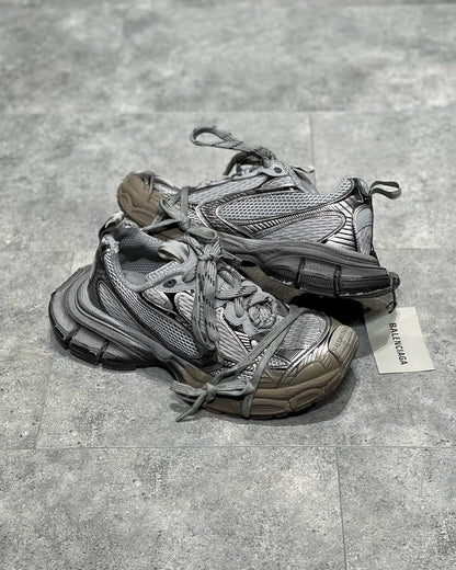 Sneakers & Shoes