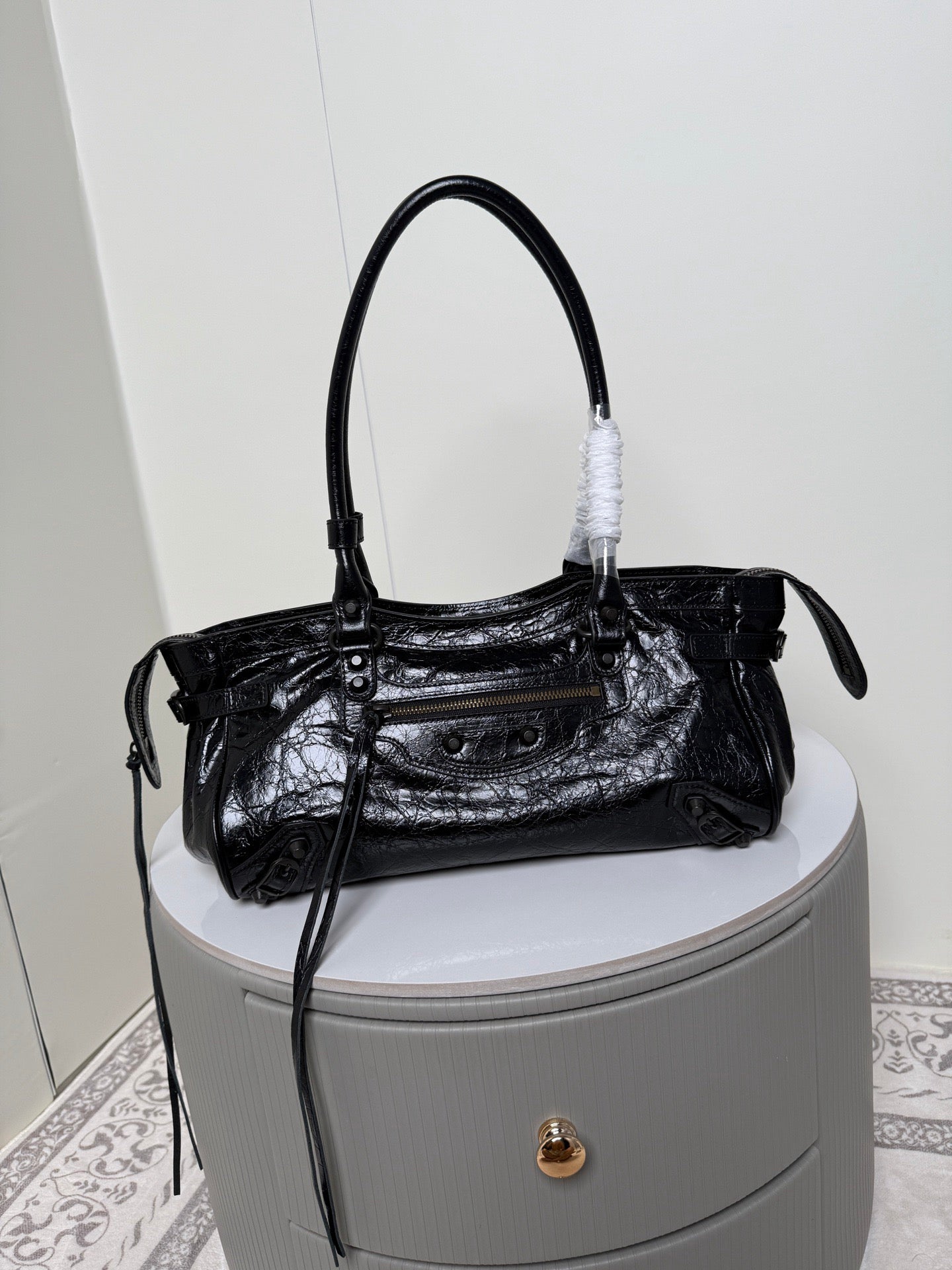 BLCG WOMEN'S LE CITY BAG EAST-WEST IN BLACK 40