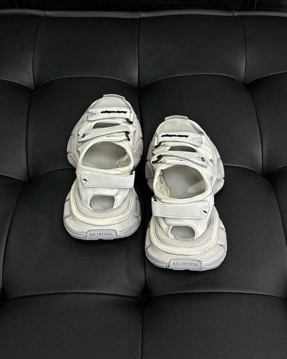 Sneakers & Shoes