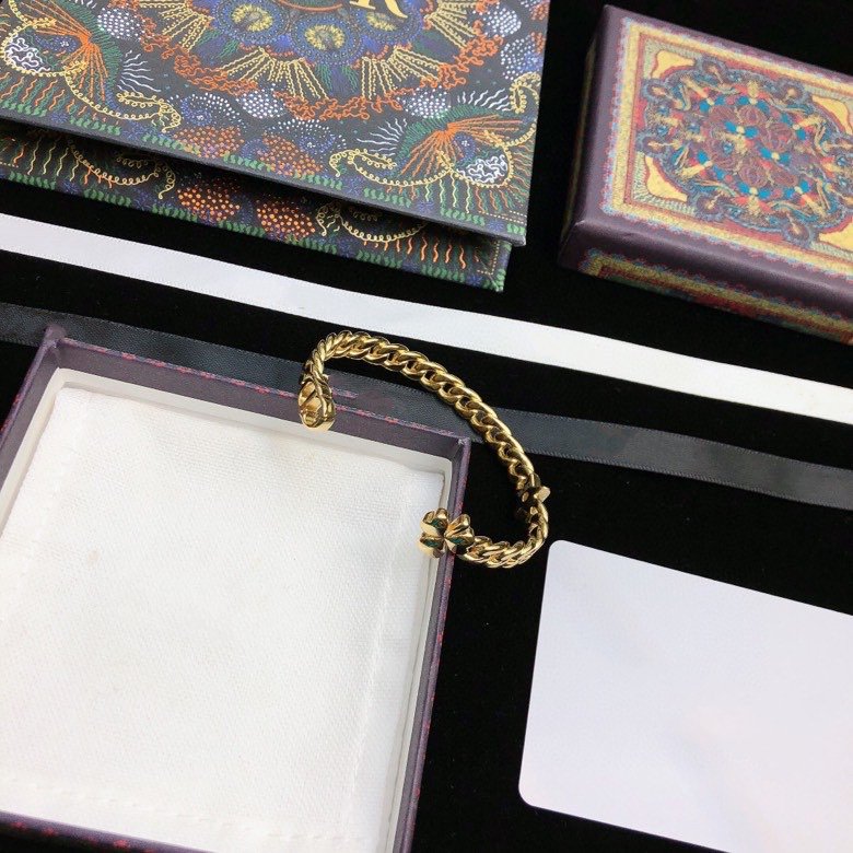 CD CLOVER GOLD CUFF BRACELET