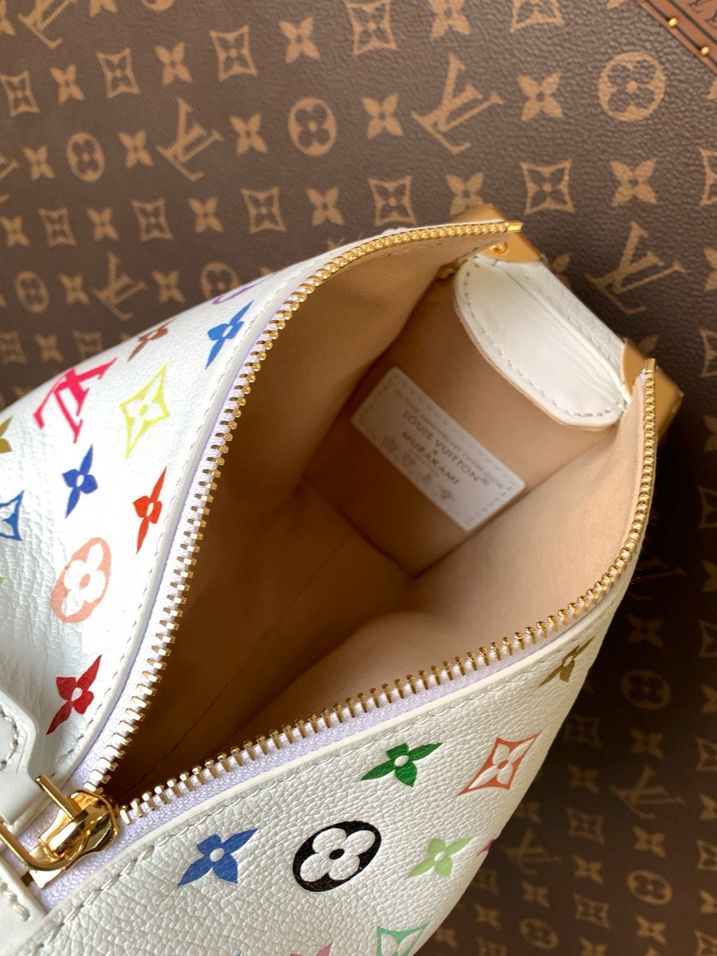 SIDE TRUNK MM LV X TM 23 CM IN WHITE MONOGRAM CALFSKIN