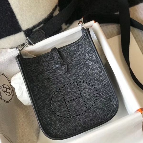 HERM Evelyne III TPM Bag In Black Clemence Leather