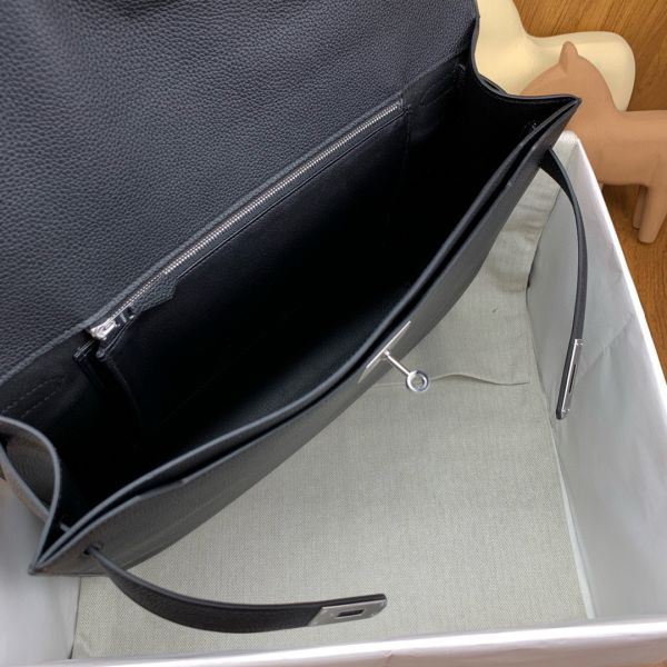 HERM Kelly Depeches 36 Briefcase in Black Clemence Leather