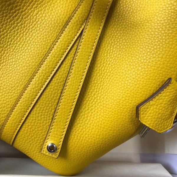 HERM Picotin Lock 18 Bag In Yellow Clemence Leather