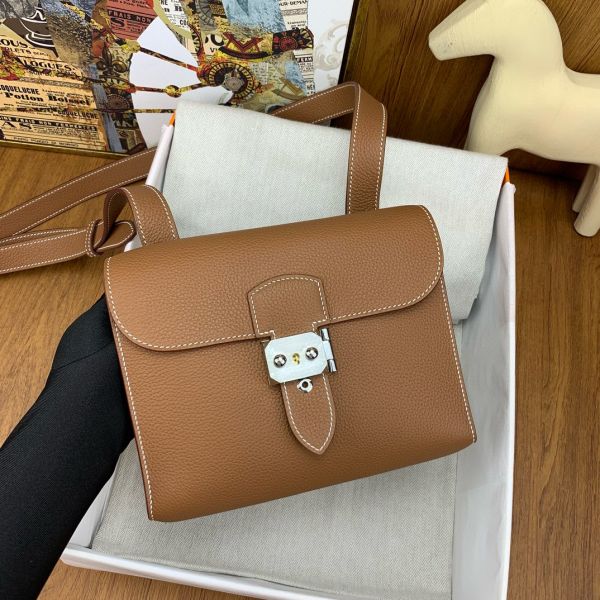 HERM Sac a Depeches 21 Bag in Gold Clemence Leather