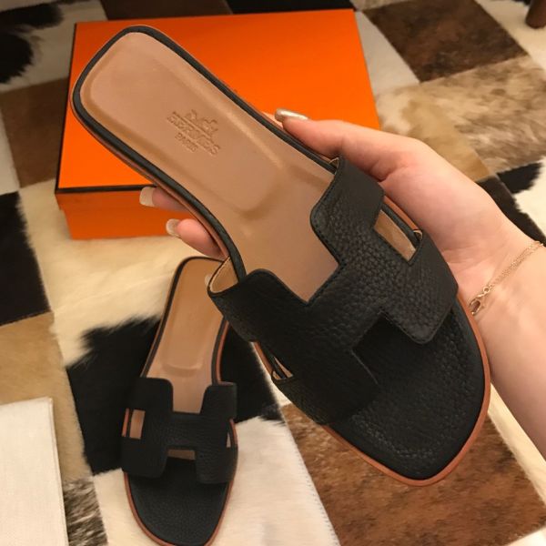 HERM Oran Slide Sandals In Black Clemence Leather