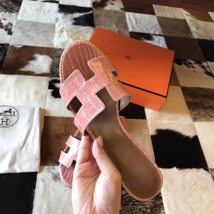 HERM Oasis Sandals In Pink Shiny Niloticus Crocodile