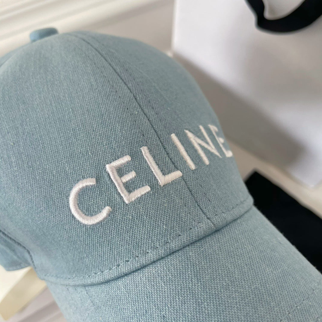 Caps