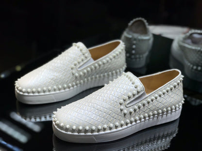 Sneakers & Shoes