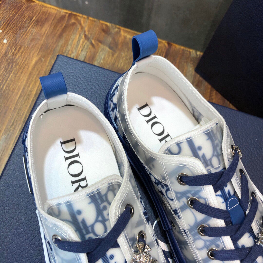 DIO Sneakers