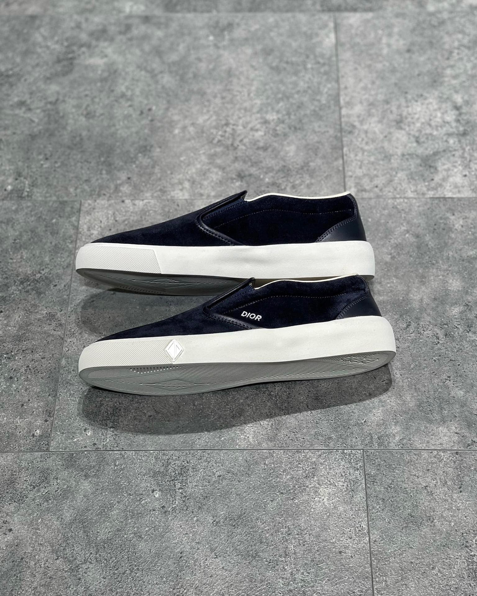 DIO Sneakers