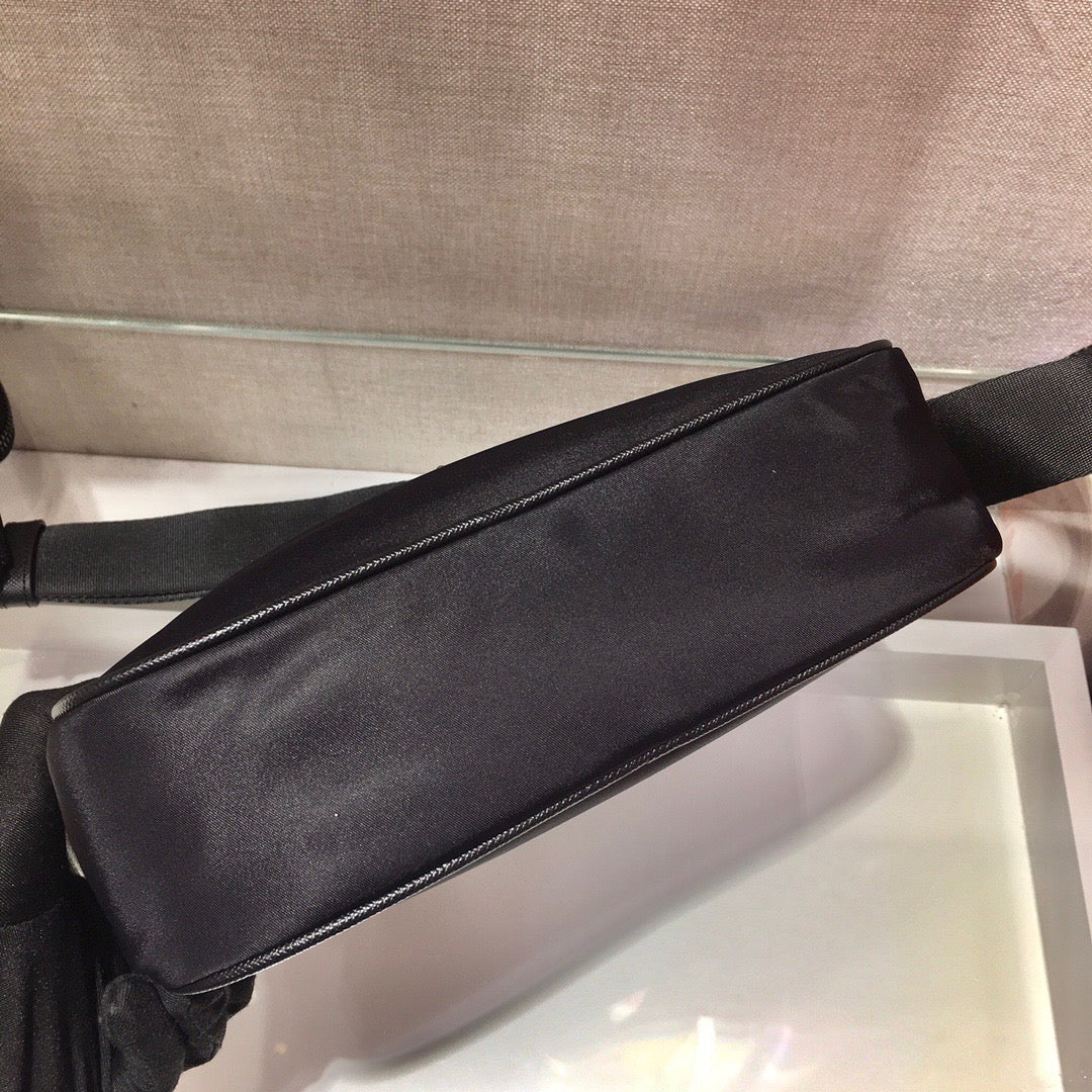 PRA Messenger Bag