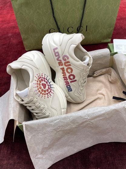Sneakers & Shoes