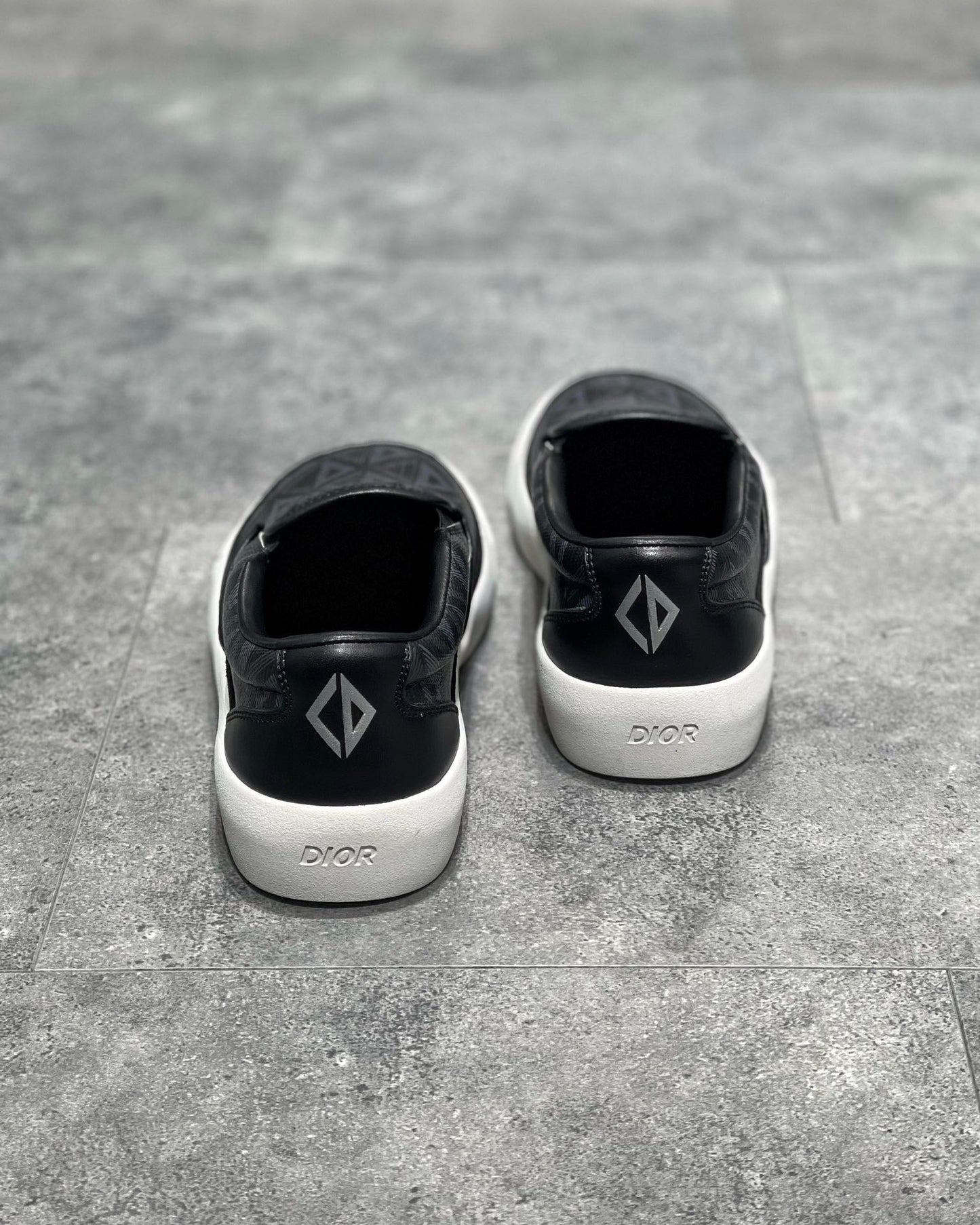 DIO Sneakers