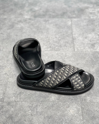 DIO Sandal