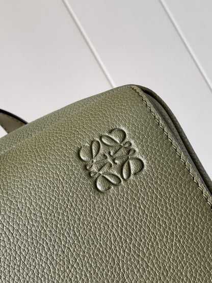 LO Backpack