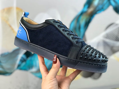 Sneakers & Shoes
