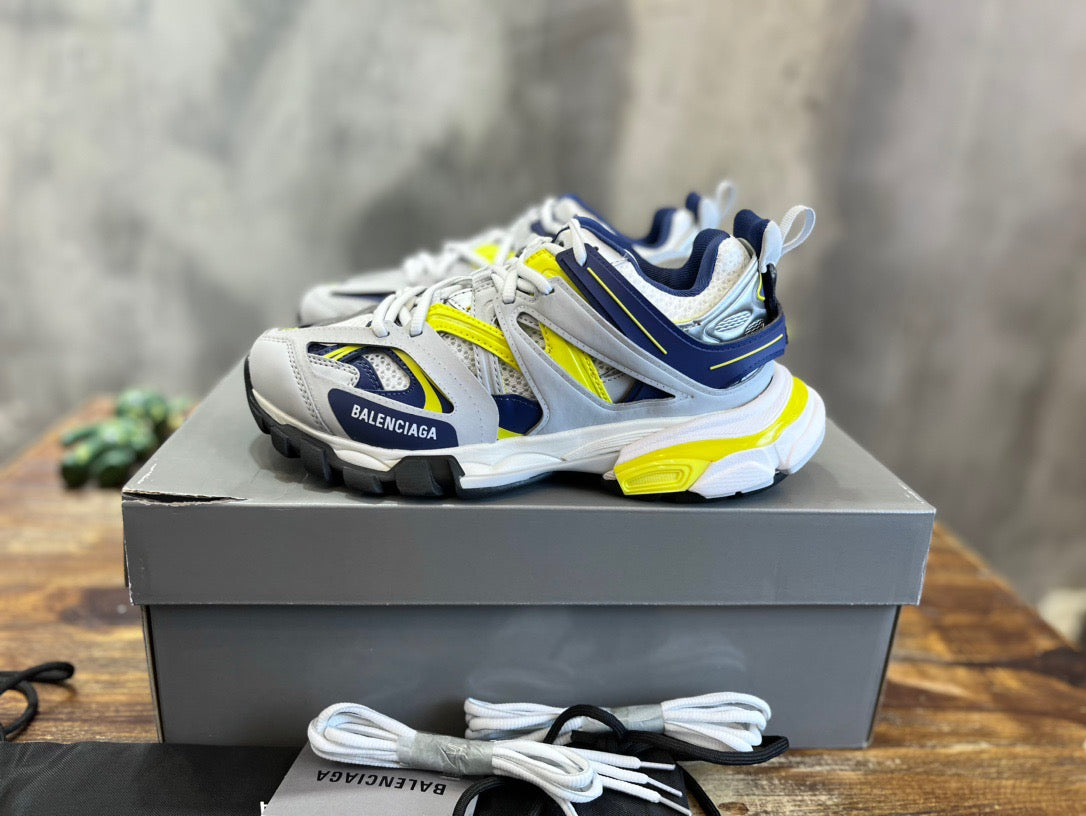 BLCG Sneakers