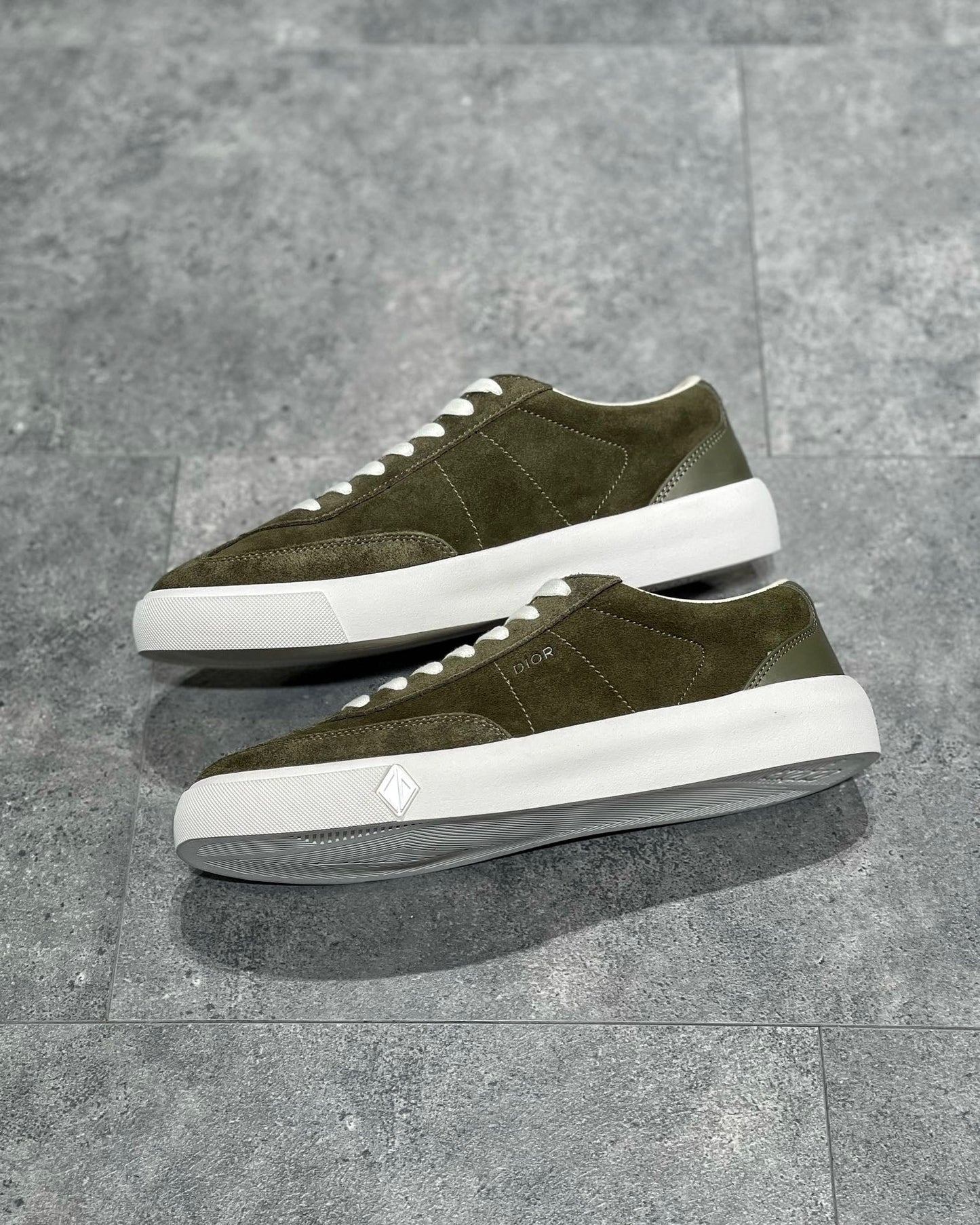 DIO Sneakers