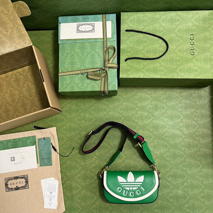 GUC Messenger Bag