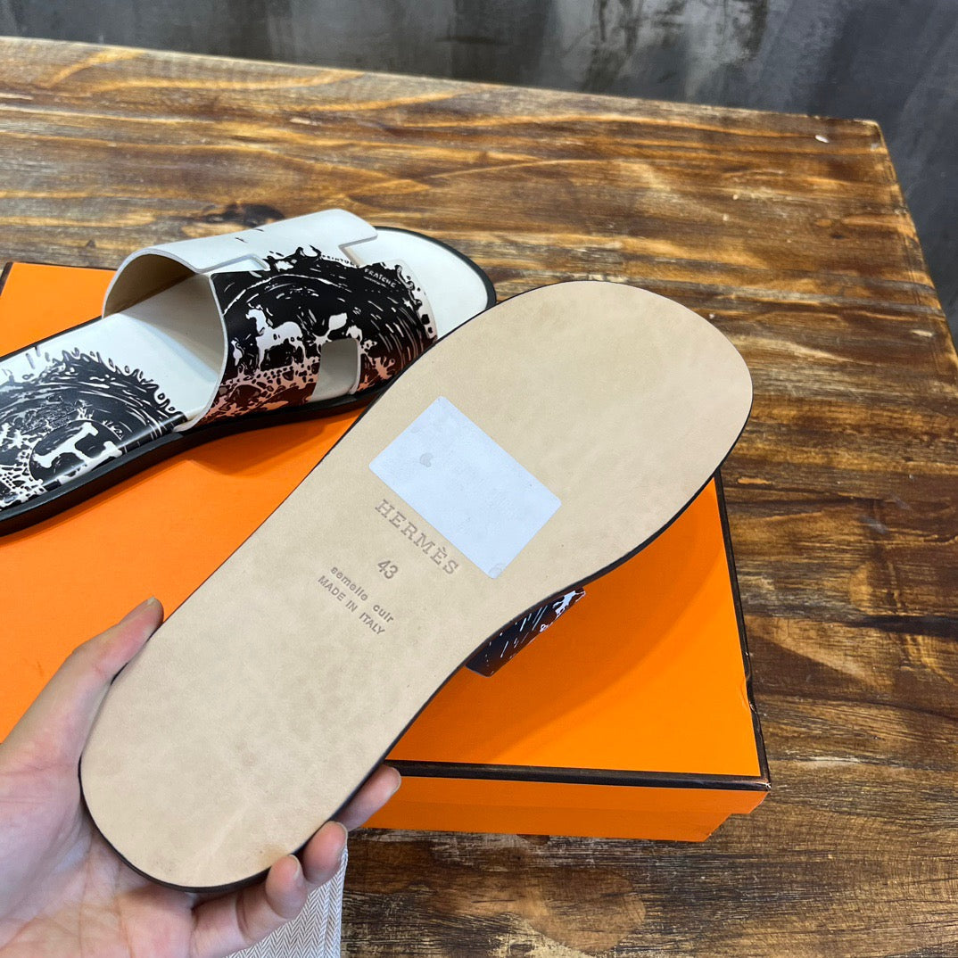 HERM Sandal