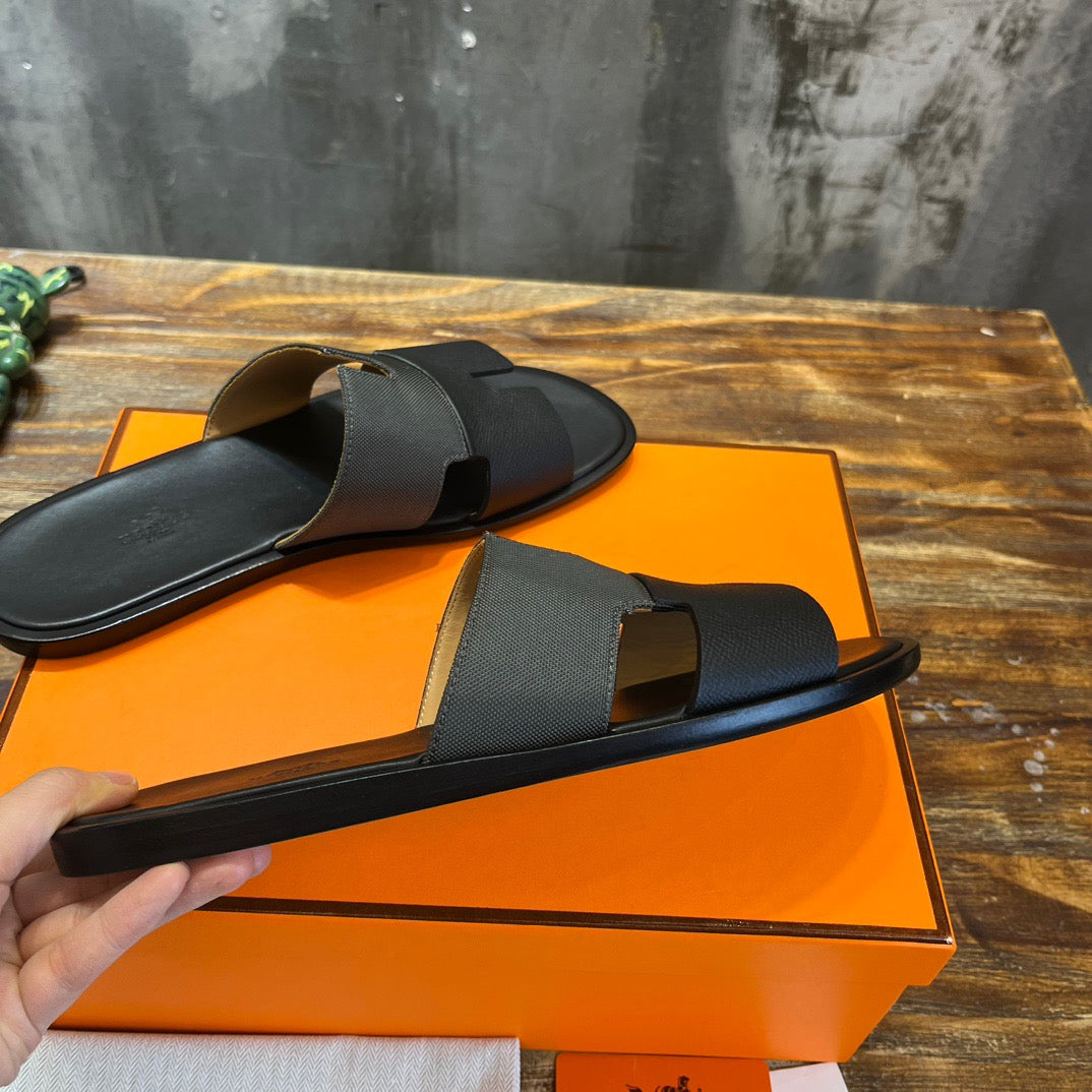 HERM Sandal
