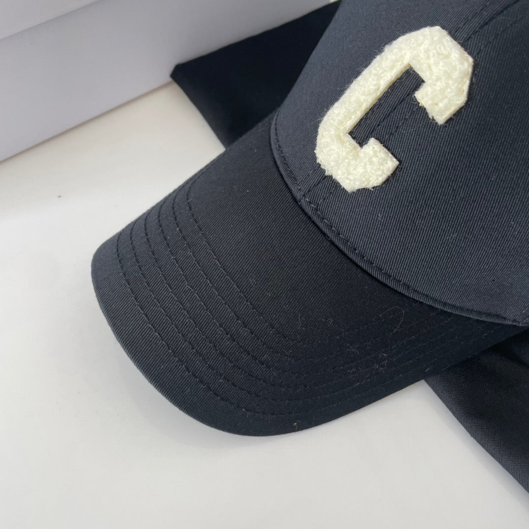 Caps