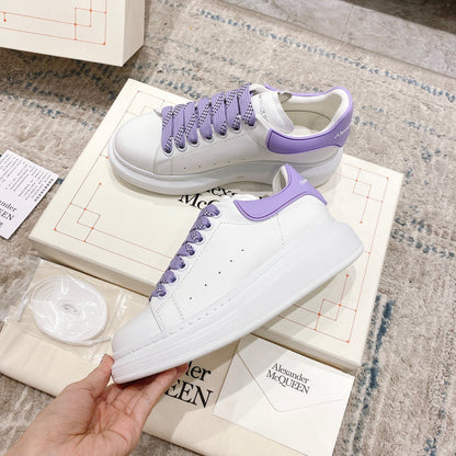 Sneakers & Shoes