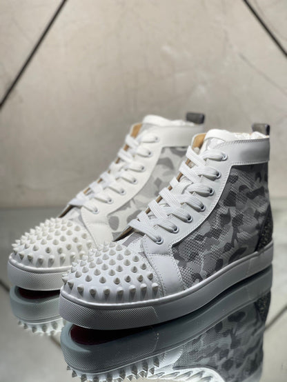 Sneakers & Shoes