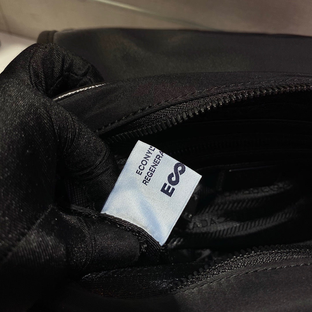 PRA Messenger Bag