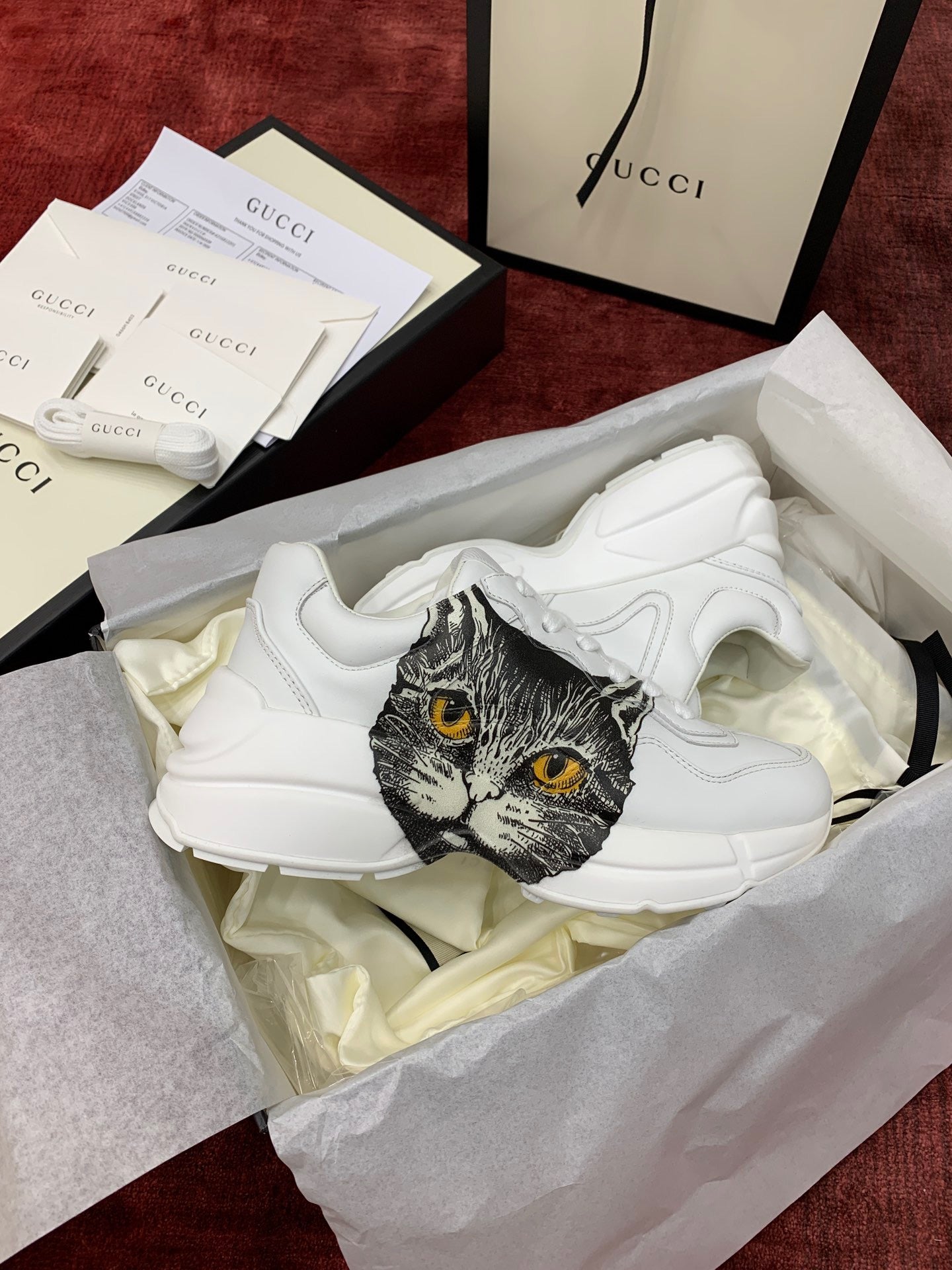 Sneakers & Shoes