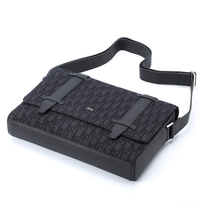 DIO Oblique Messenger Bags