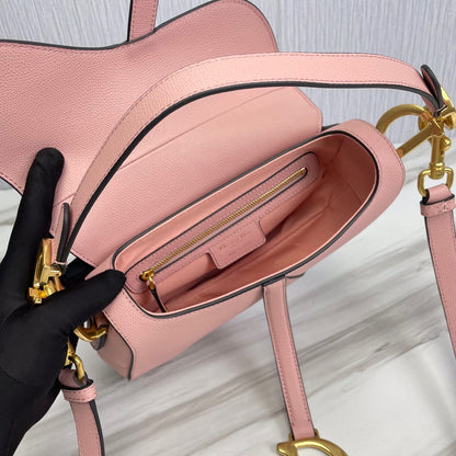 DIO Saddle