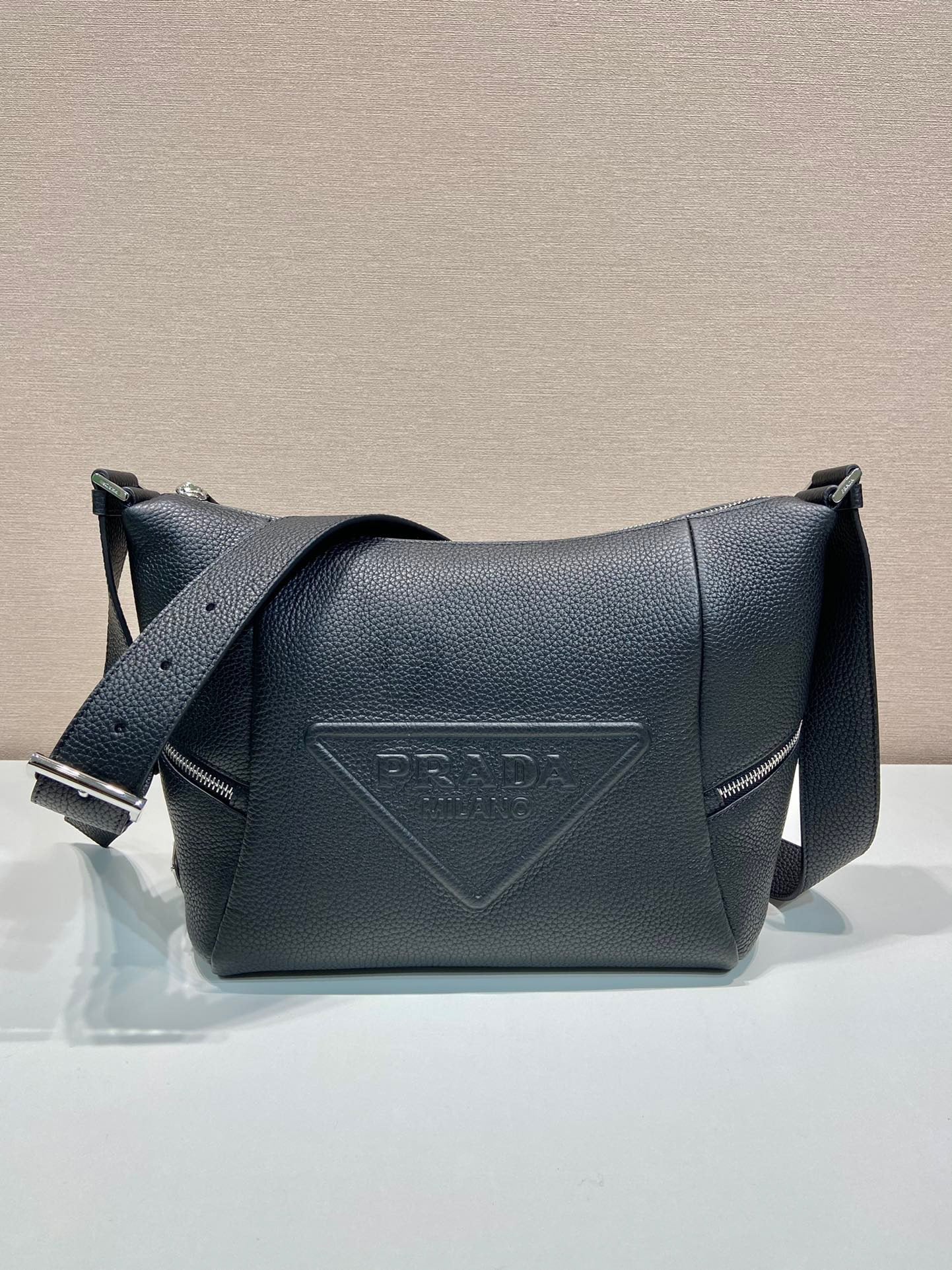PRA Messenger Bag
