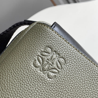 LO Messenger Bag
