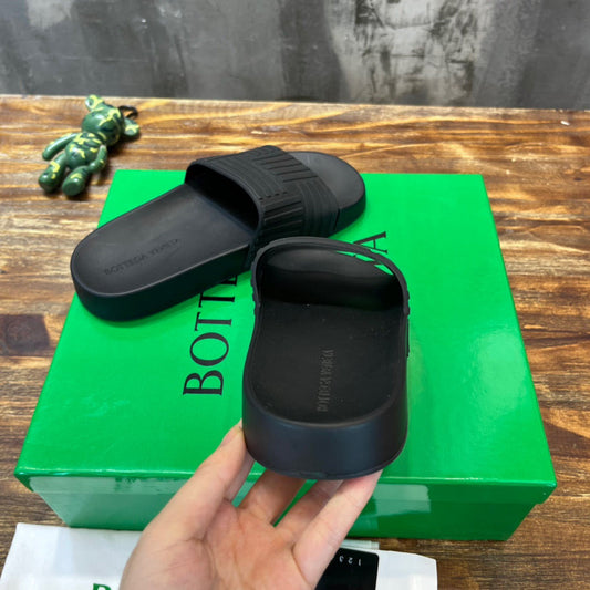 BV Sandals