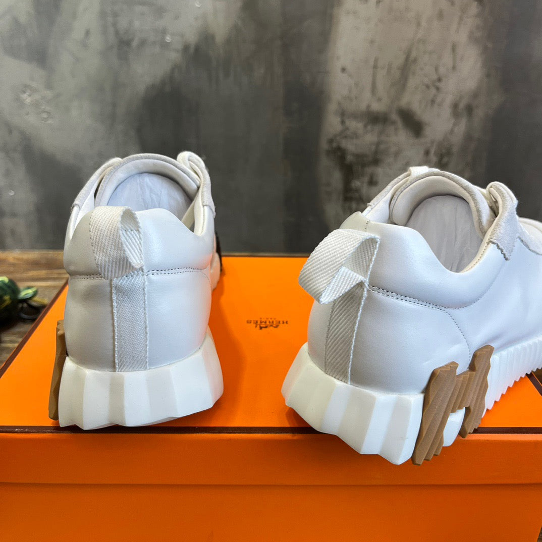 HERM Sneakers