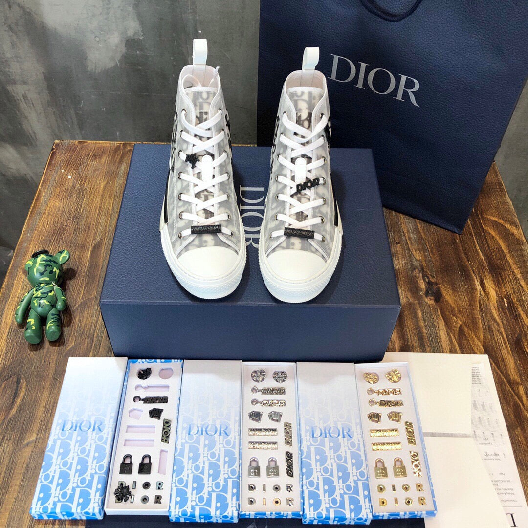 DIO Sneakers