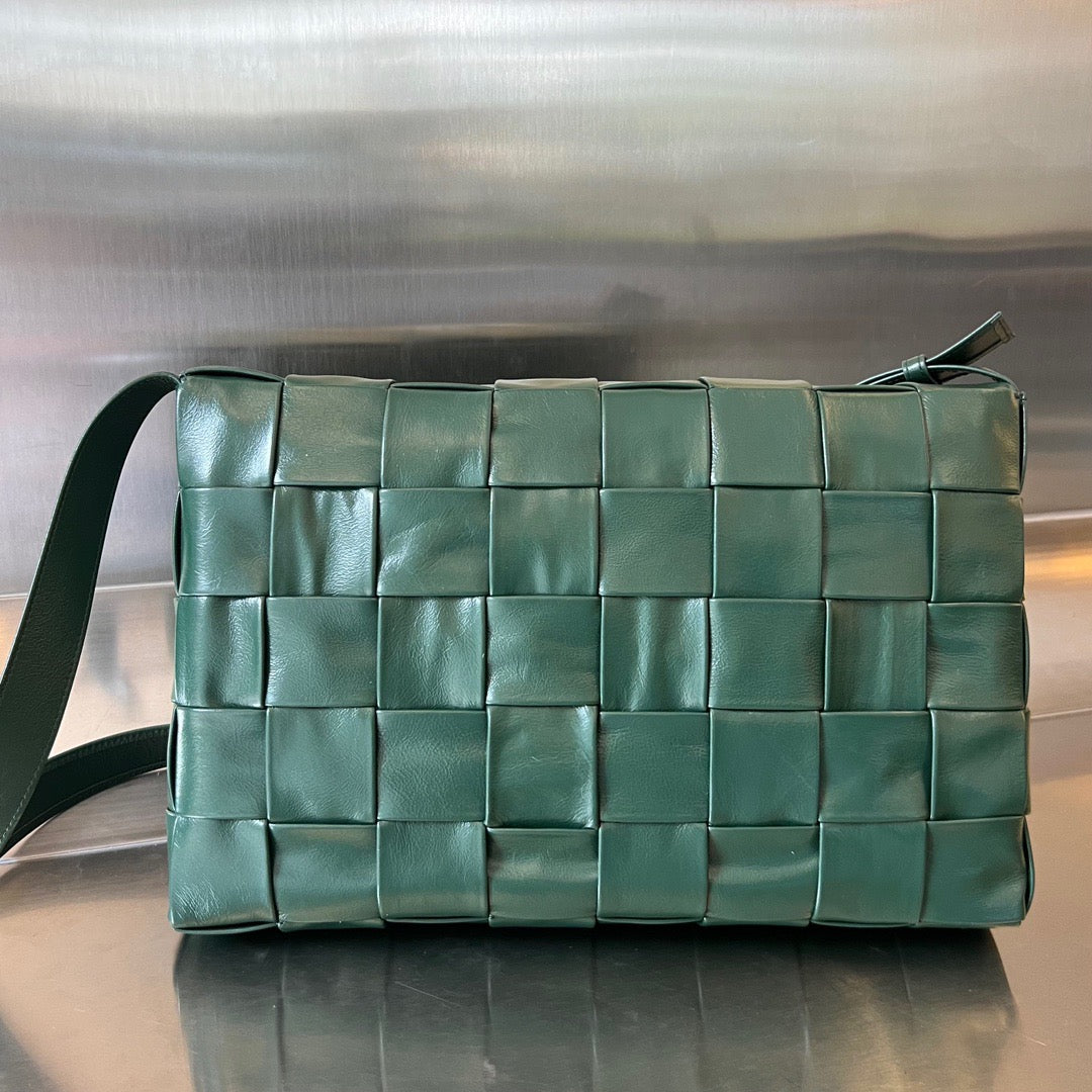 BV Messenger Bag