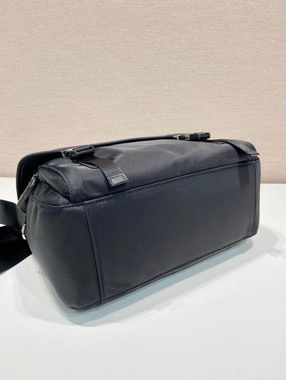 PRA Messenger Bag