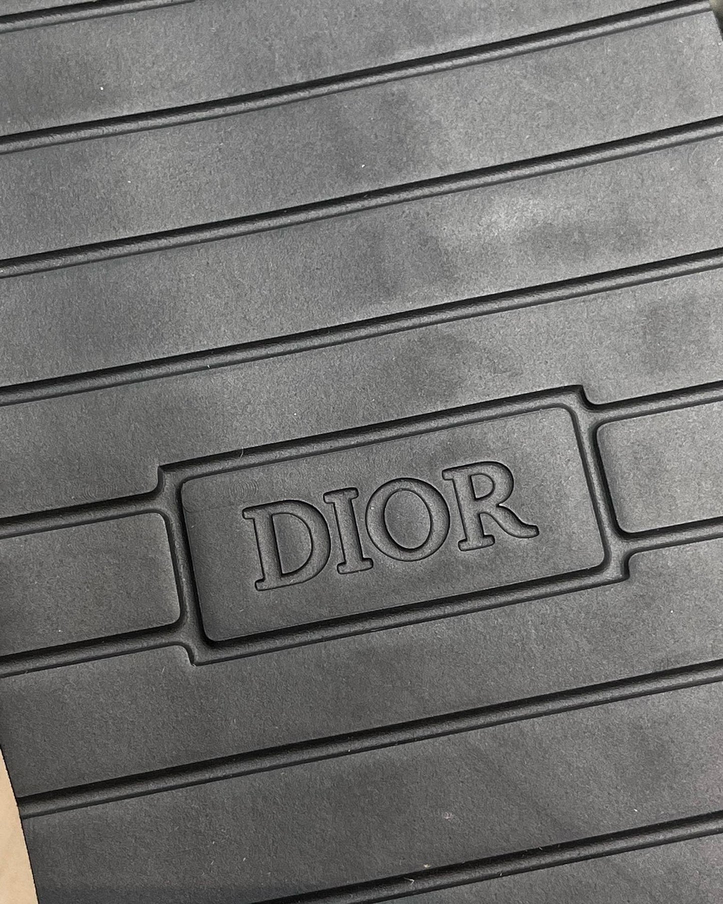 DIO Sandal