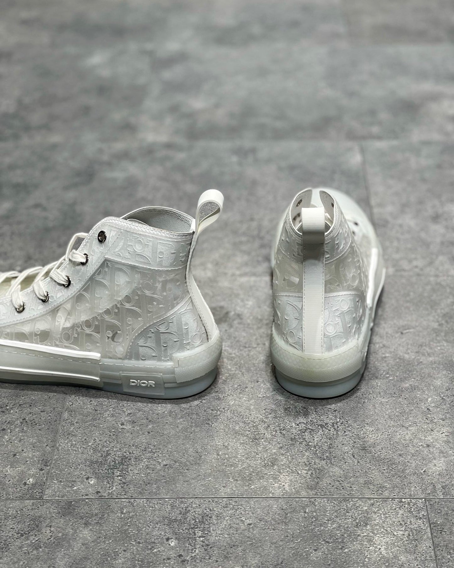 DIO Sneakers