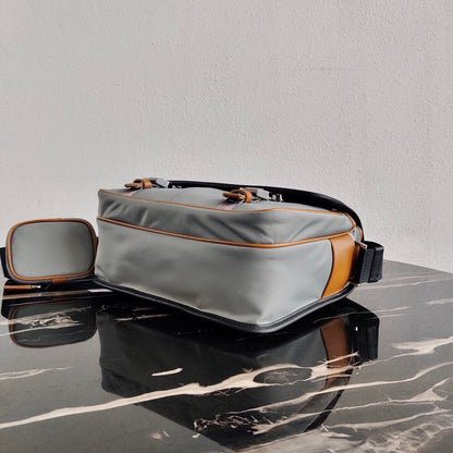 PRA Messenger Bag