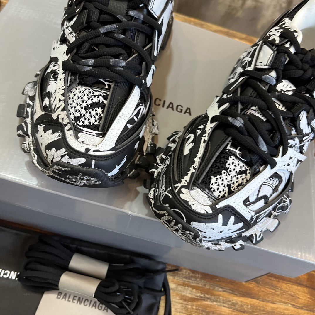 BLCG Sneakers