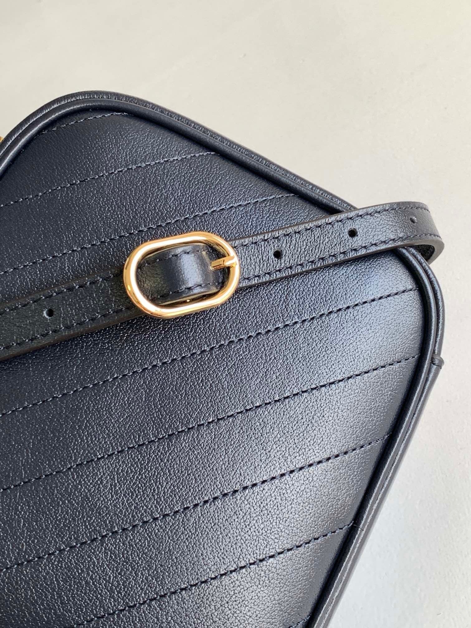 GUC Blondie Bag