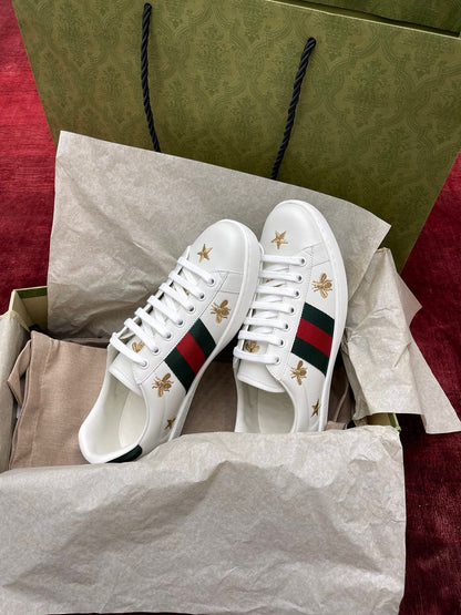 Sneakers & Shoes