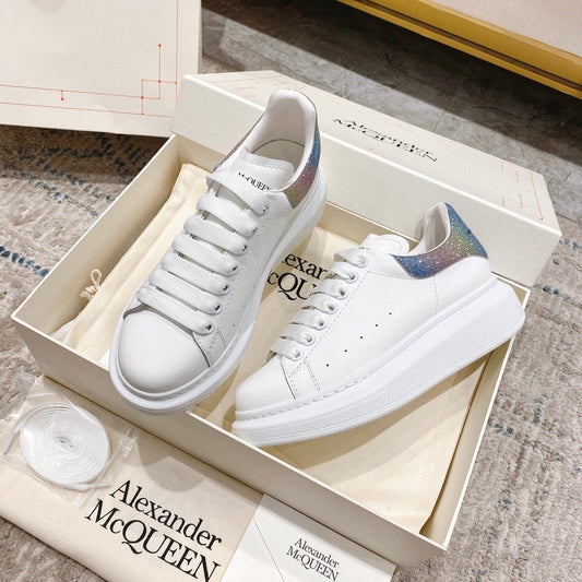 Sneakers & Shoes