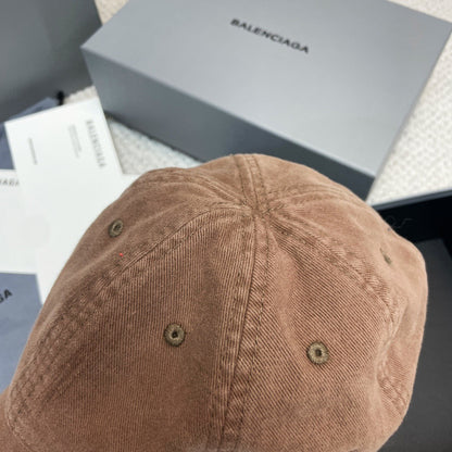 Caps
